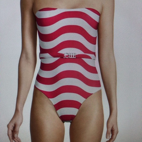 The Madeline Belted Strapless One-Piece Swimsuit - Picture 4 of 12